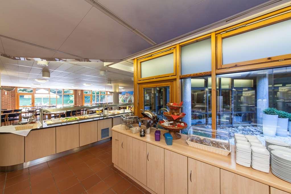 Garner - Akademie Hotel 2*